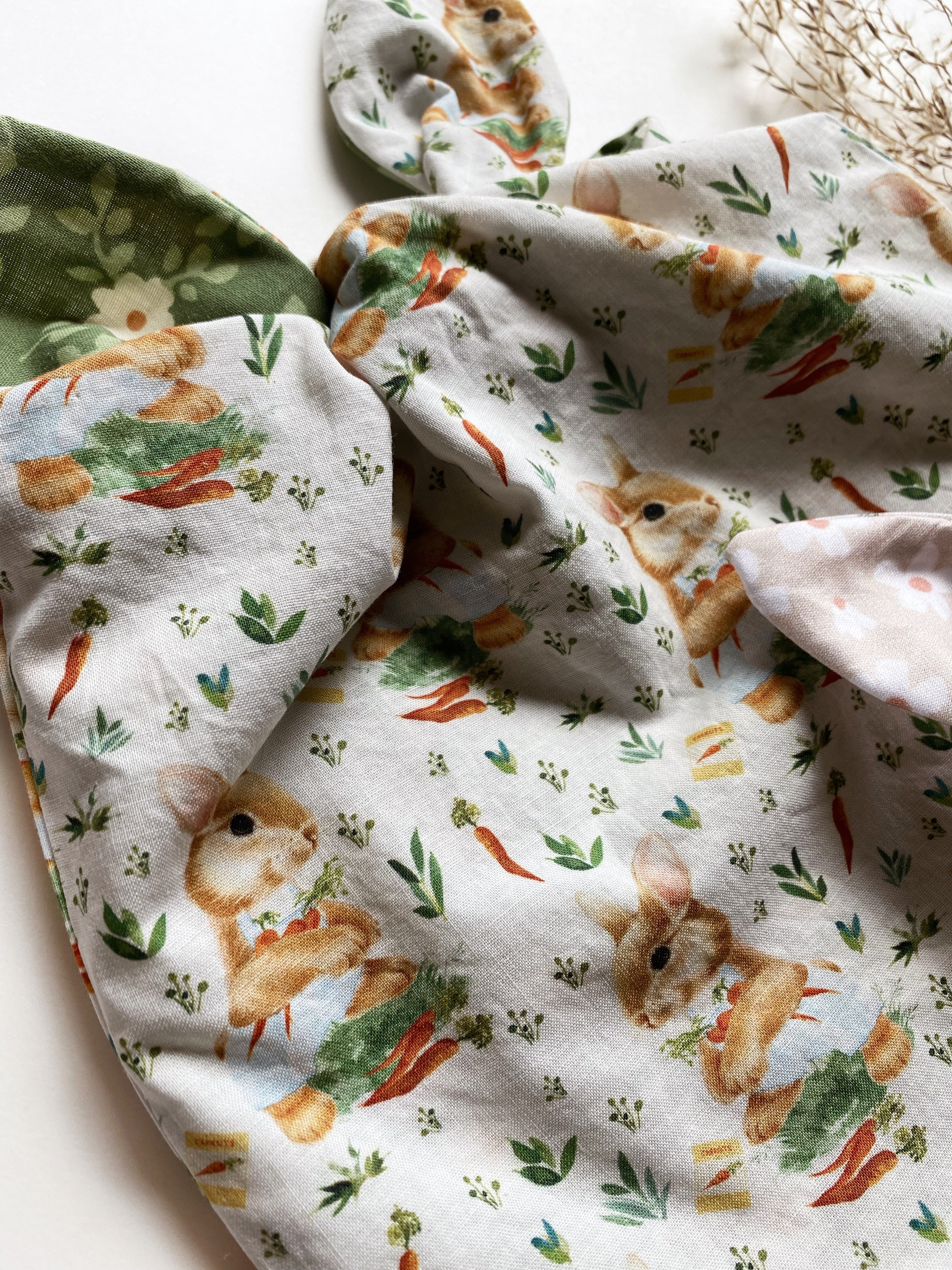 easter bunny bags - peter rabbit eating carrots