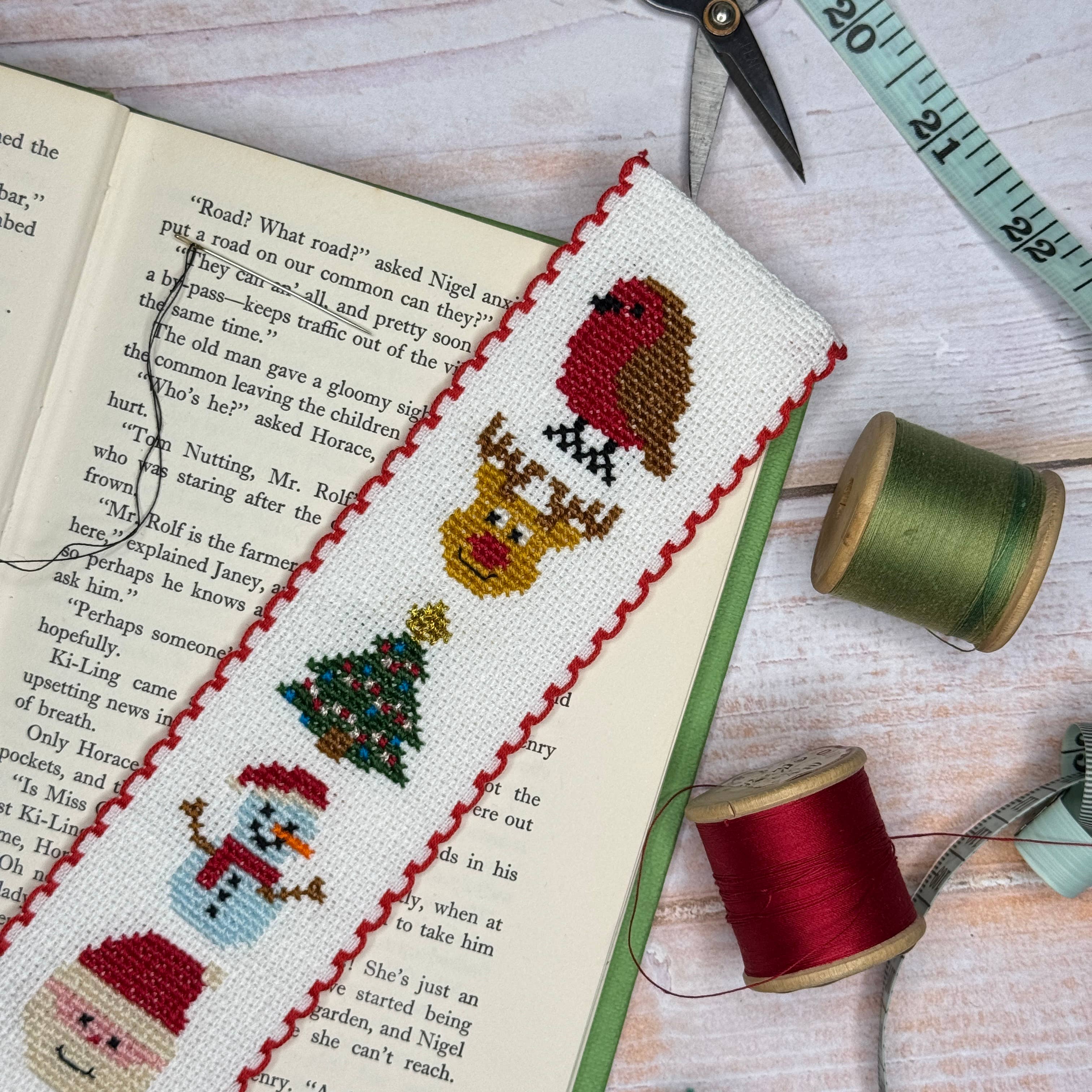 The Crafty Kit Company - Festive Friends Cross Stitch Bookmark Kit