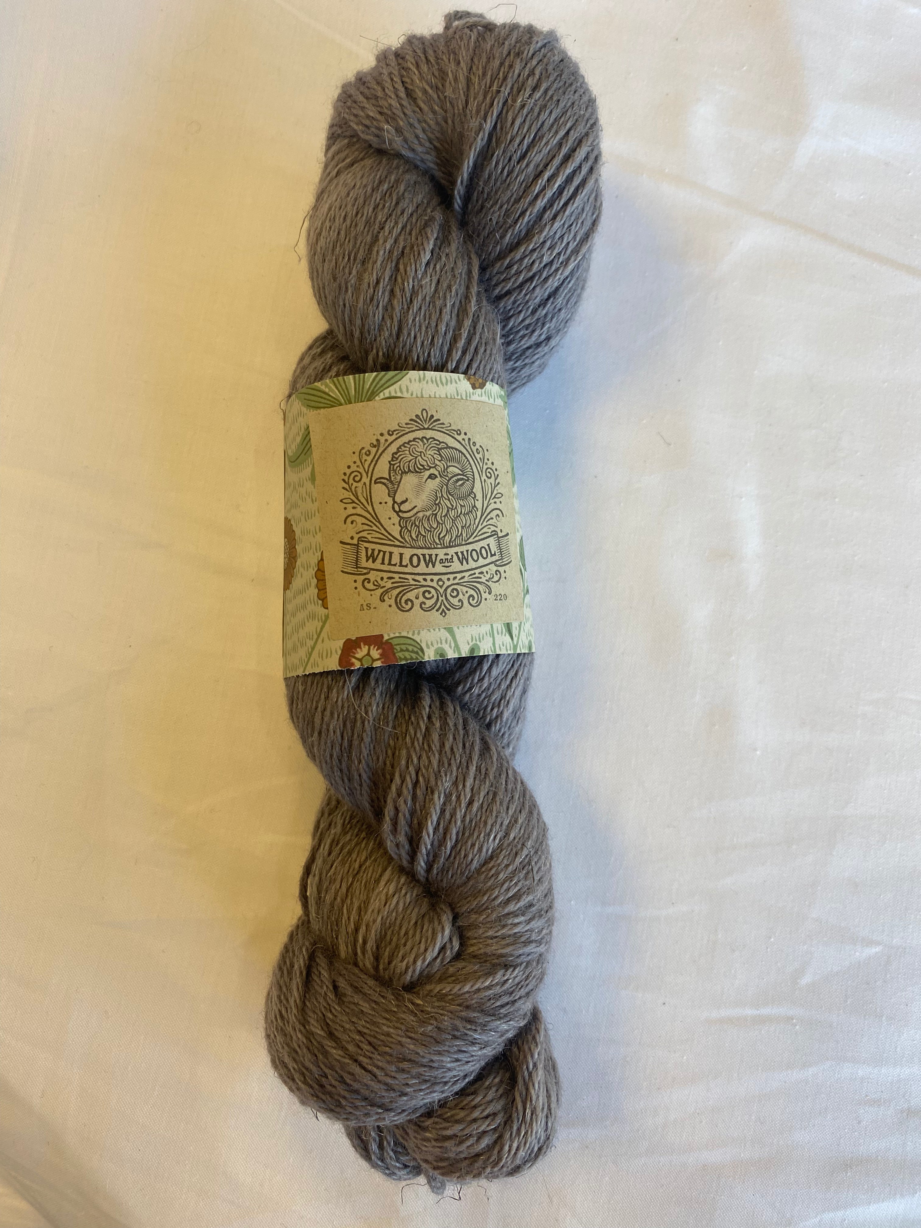 Dreamweaver DK warm grey 4