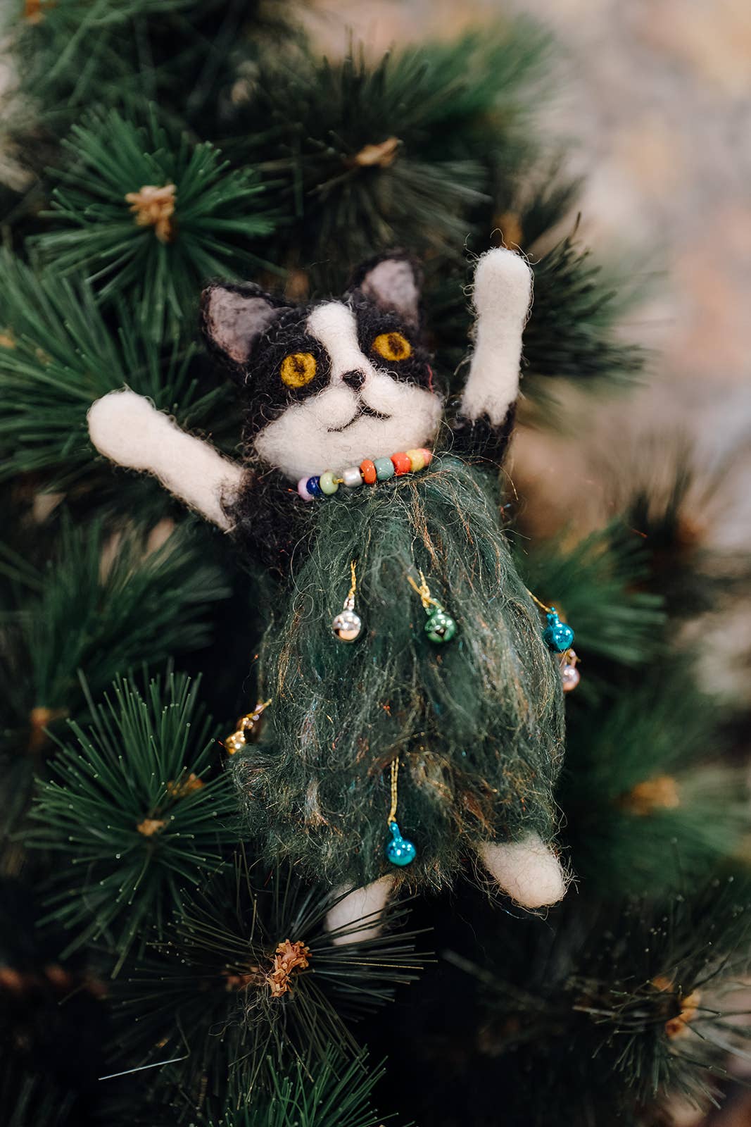 The Crafty Kit Company - Festive Cat Needle Felting Kit