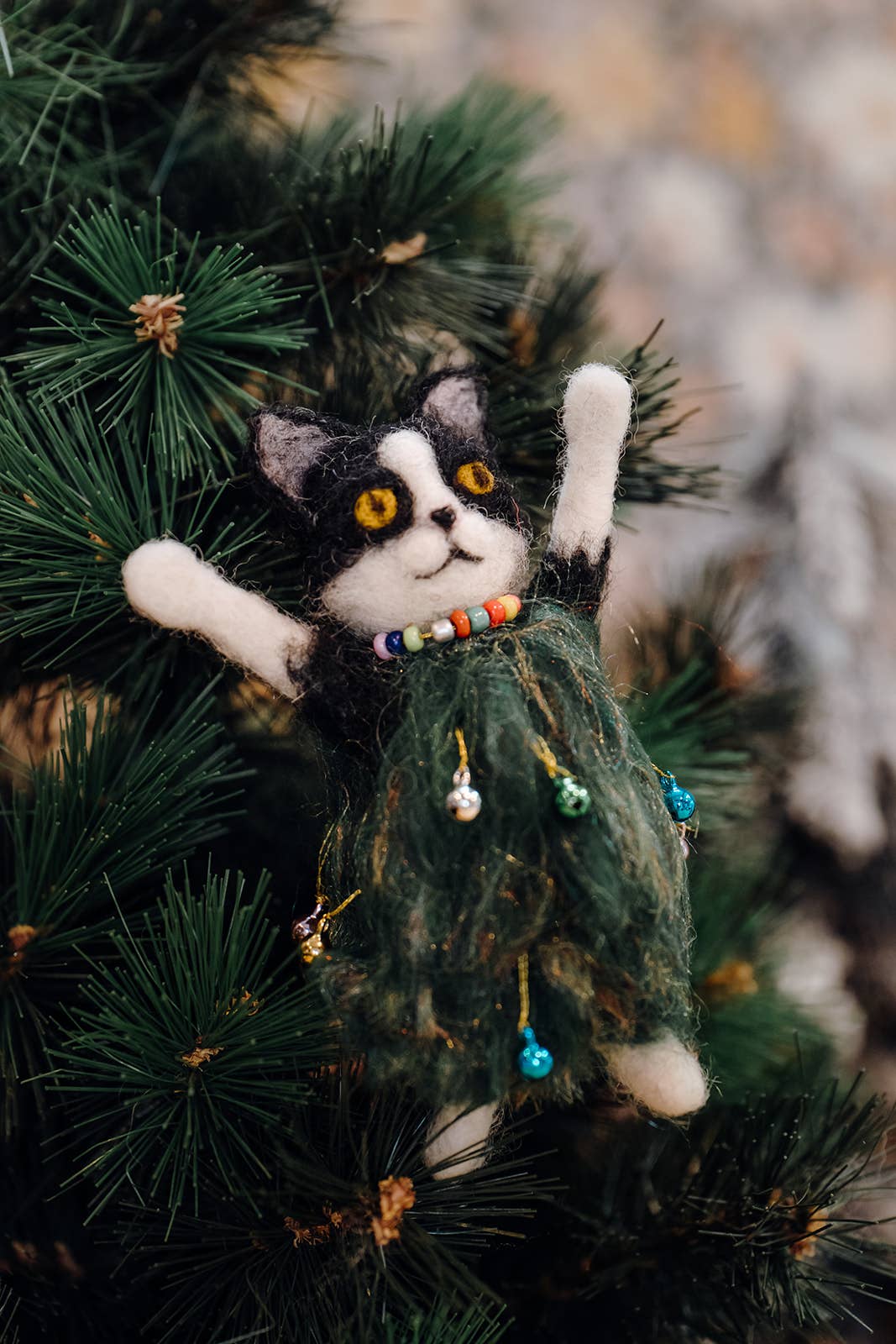 The Crafty Kit Company - Festive Cat Needle Felting Kit