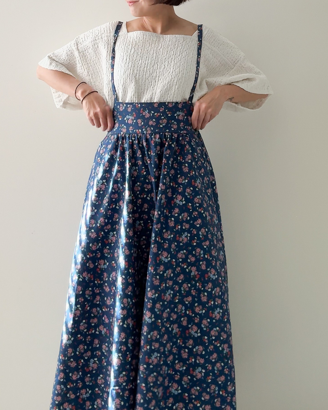 PDF Low Bib Pinafore Pattern - Sewing Therapy